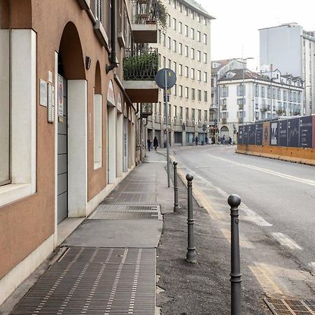 Modern And New Flat In Duomo Area Apartment Milan Bagian luar foto